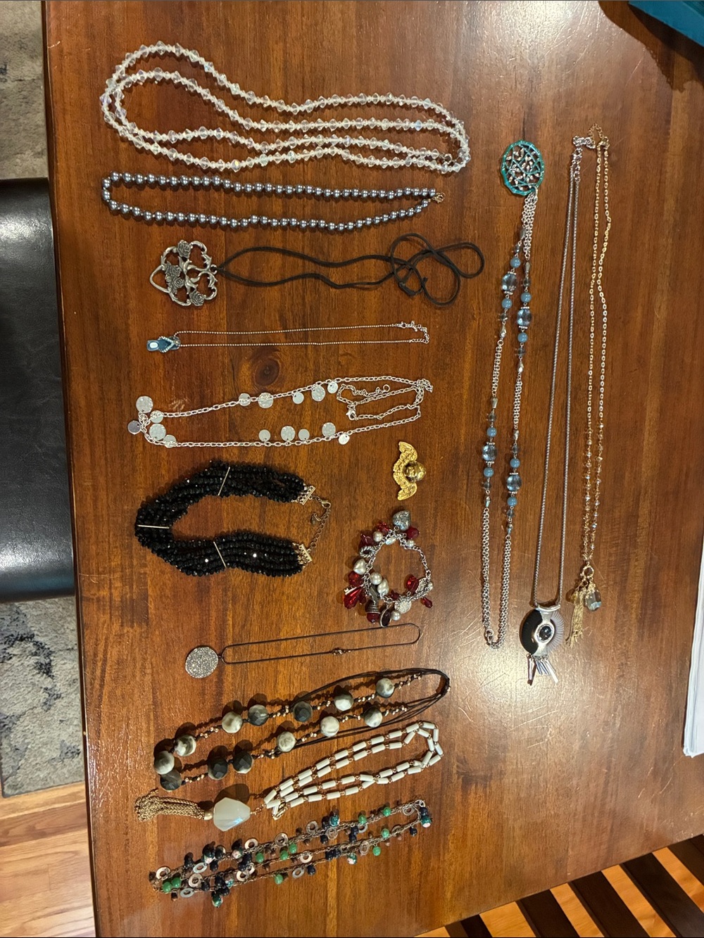 Mixed Women’s Necklace Set in Black, White, Gold, Red, Blue, Green